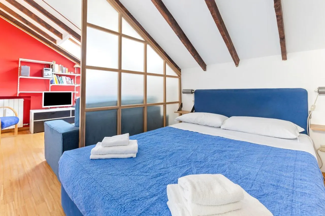 Apartment Piazza Risorgimento Cosy Studio Milan