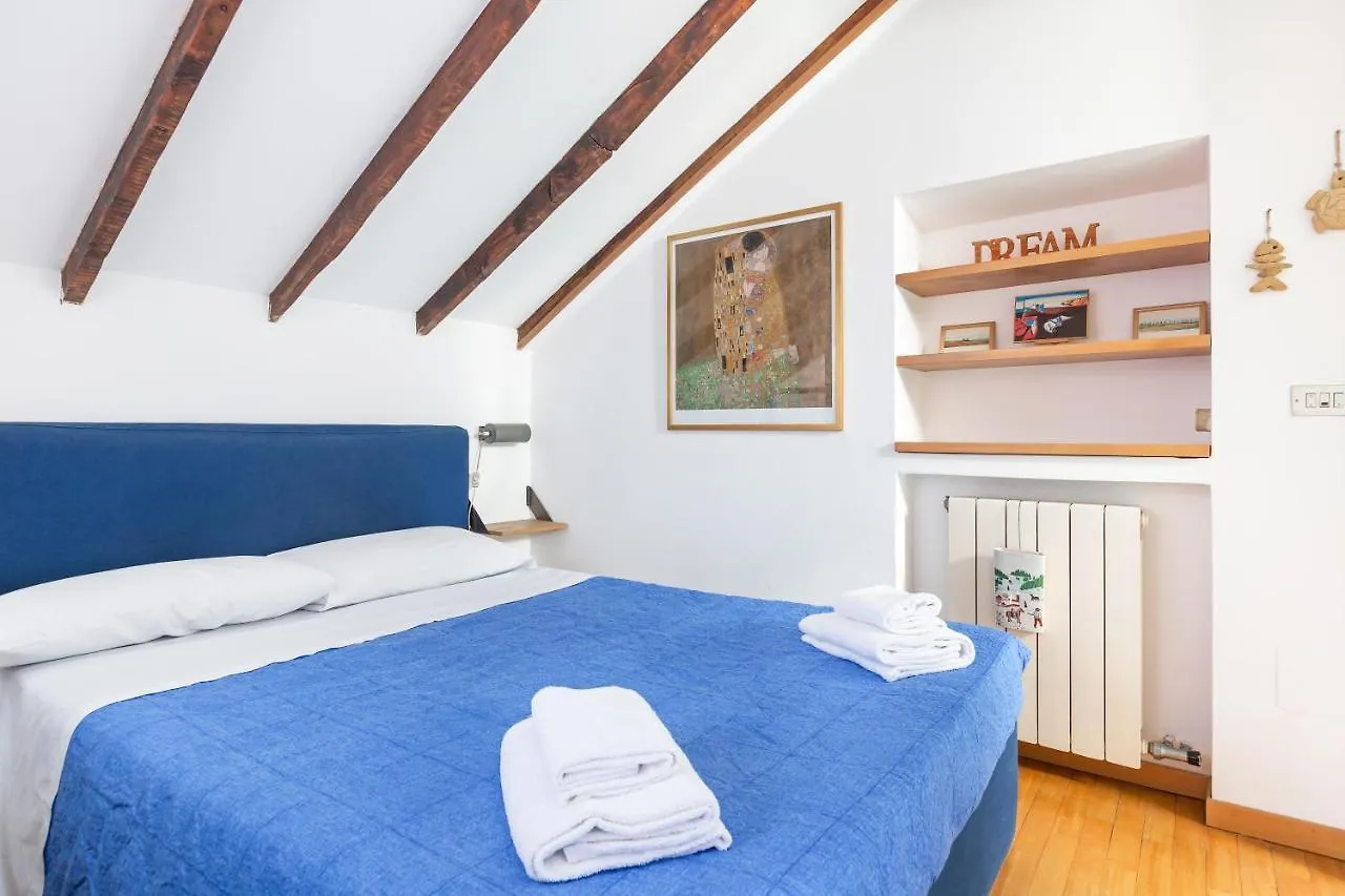 Piazza Risorgimento Cosy Studio Milan Italy